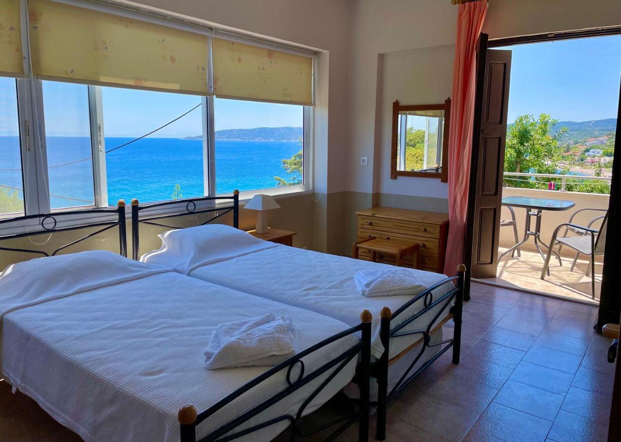 Vasilikos Apartments Paralia Agias Foteinis ภายนอก รูปภาพ