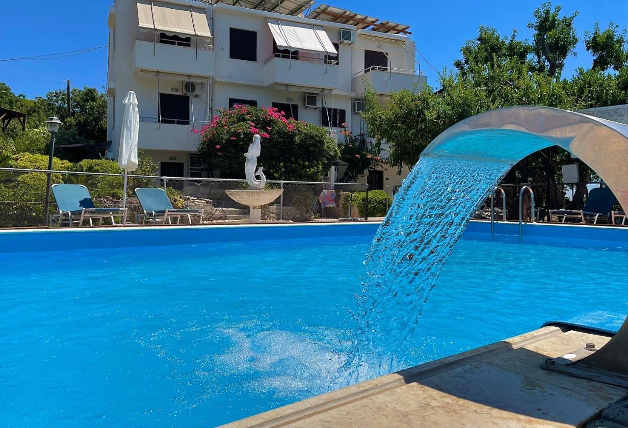 Vasilikos Apartments Paralia Agias Foteinis ภายนอก รูปภาพ