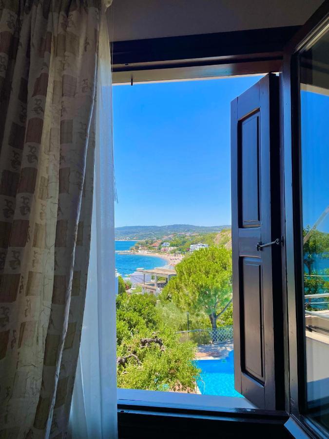 Vasilikos Apartments Paralia Agias Foteinis ภายนอก รูปภาพ