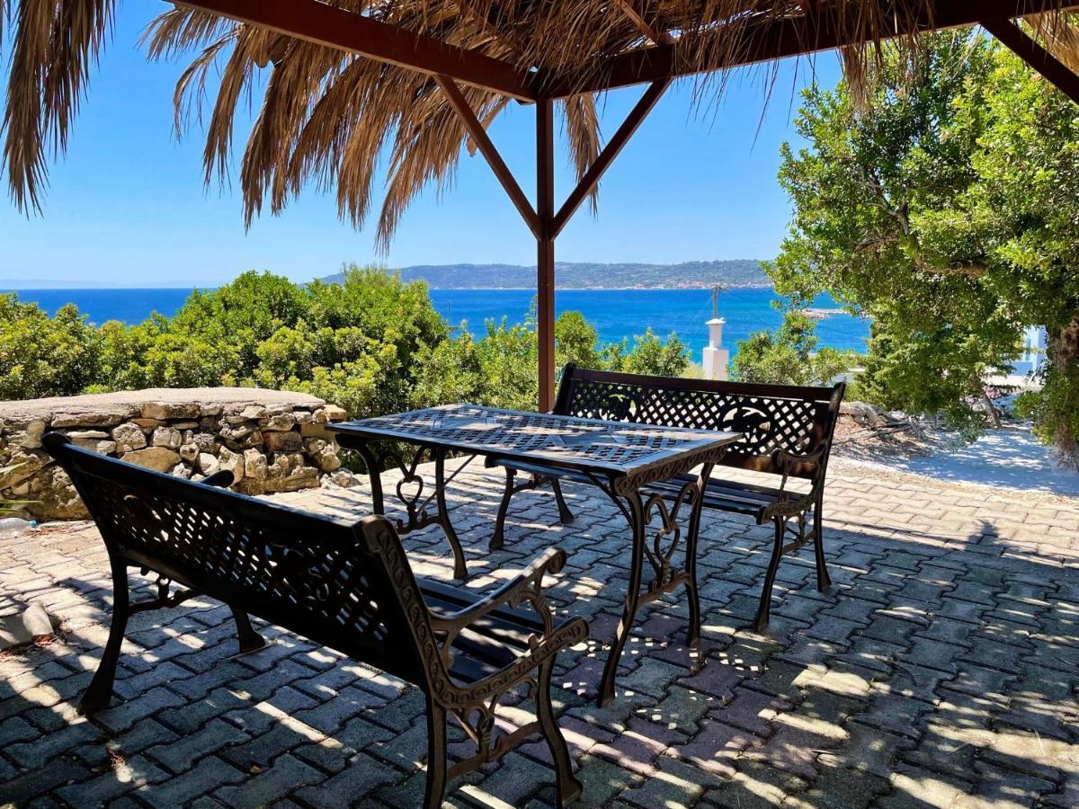 Vasilikos Apartments Paralia Agias Foteinis ภายนอก รูปภาพ